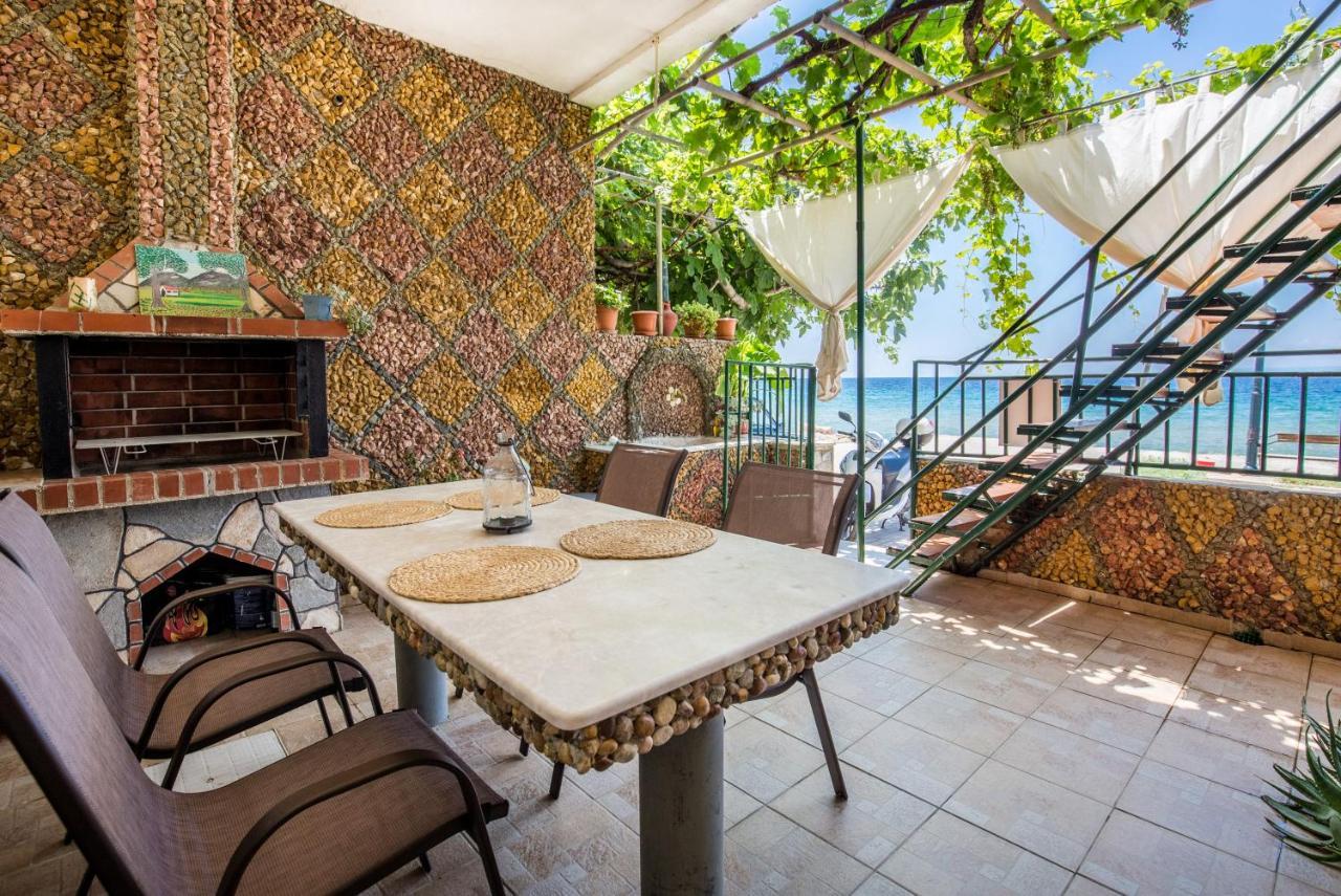 Golden Sunset Beach Apartment Skála Kallirákhis エクステリア 写真