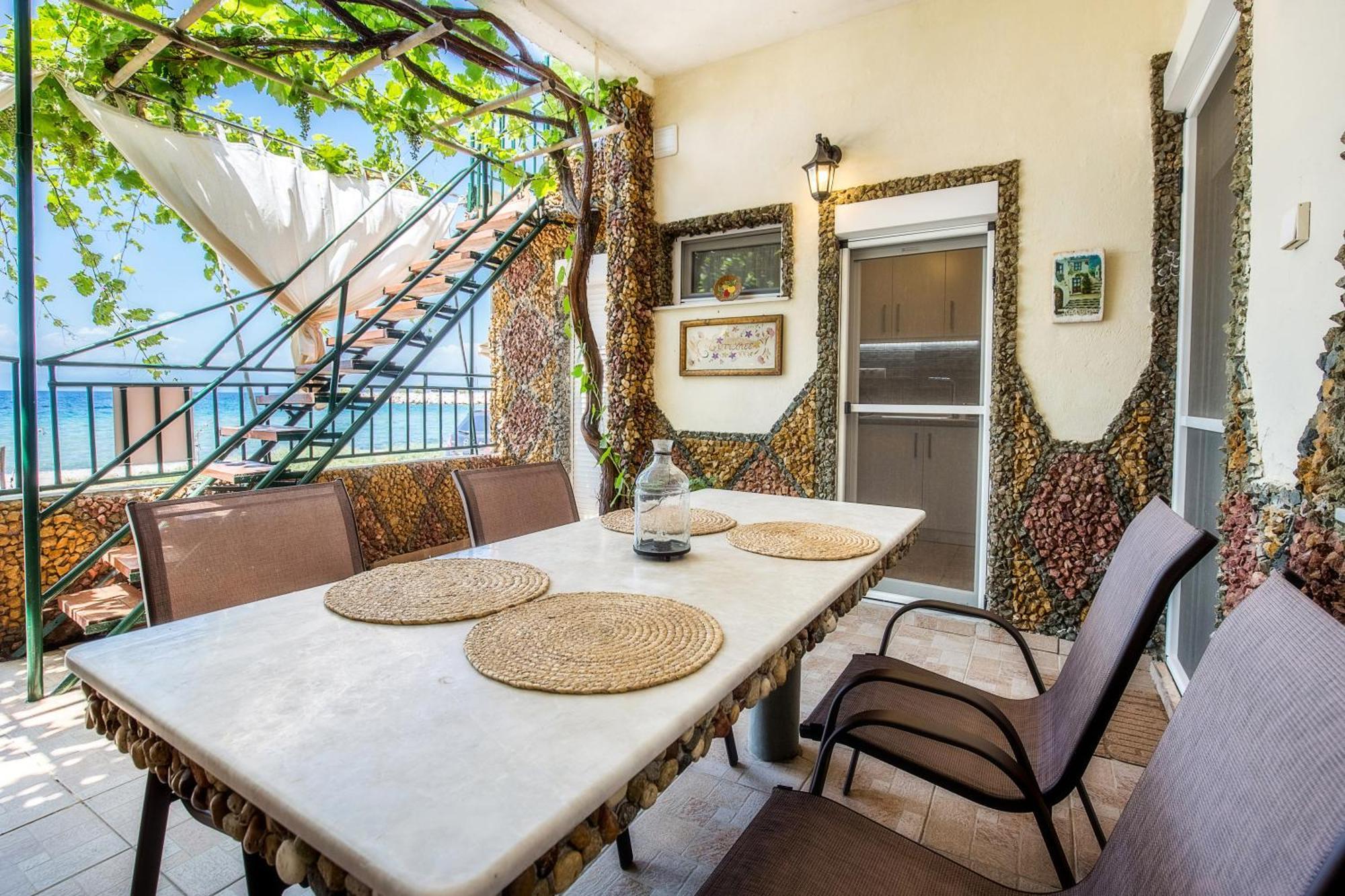 Golden Sunset Beach Apartment Skála Kallirákhis エクステリア 写真
